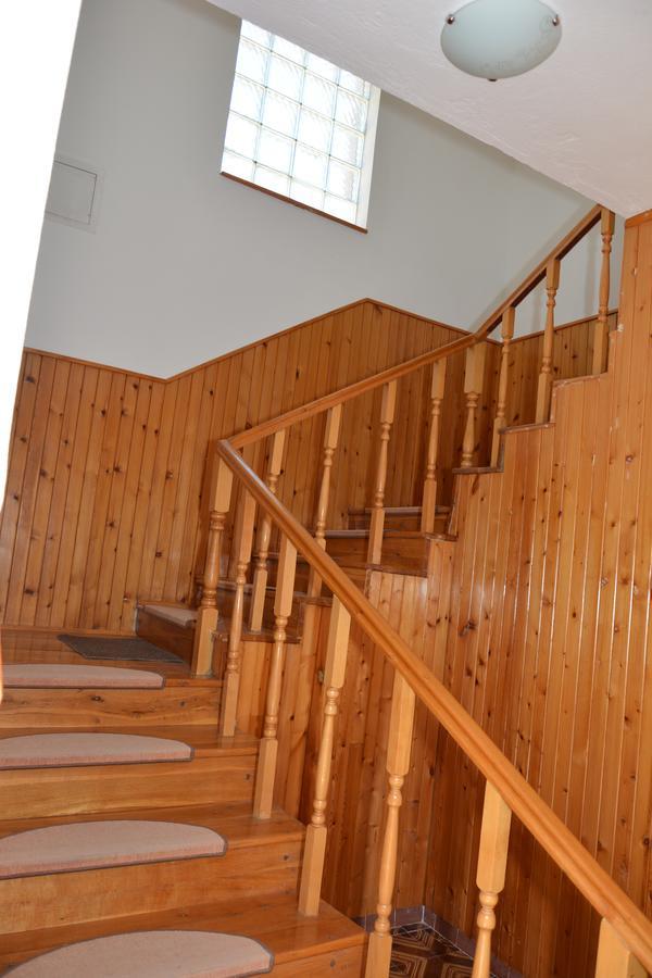 Taris Apartment เซนญ์ ภายนอก รูปภาพ